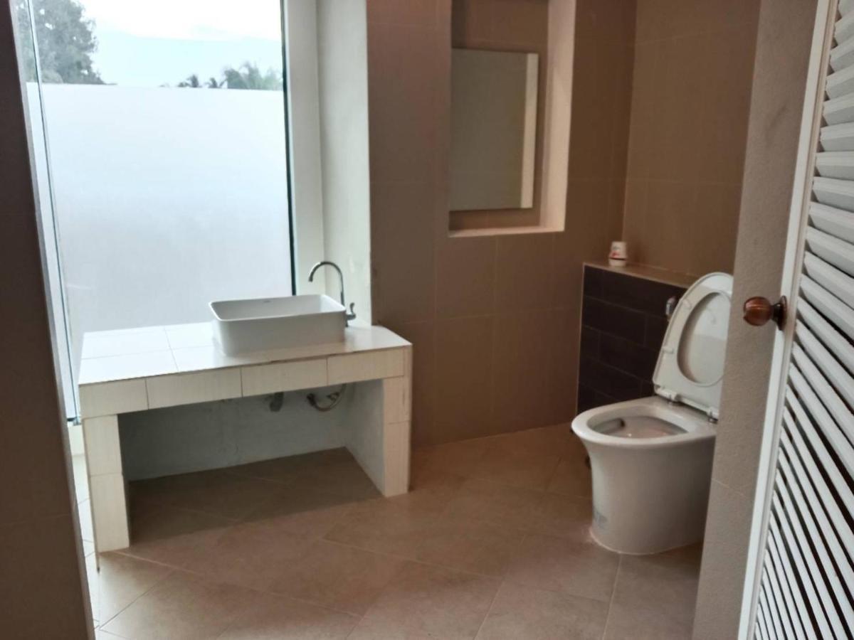 Baan Ampai Beach Hotel Hua Thanon  Екстер'єр фото
