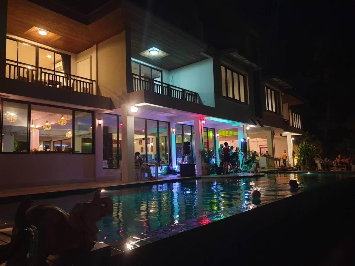 Baan Ampai Beach Hotel Hua Thanon  Екстер'єр фото