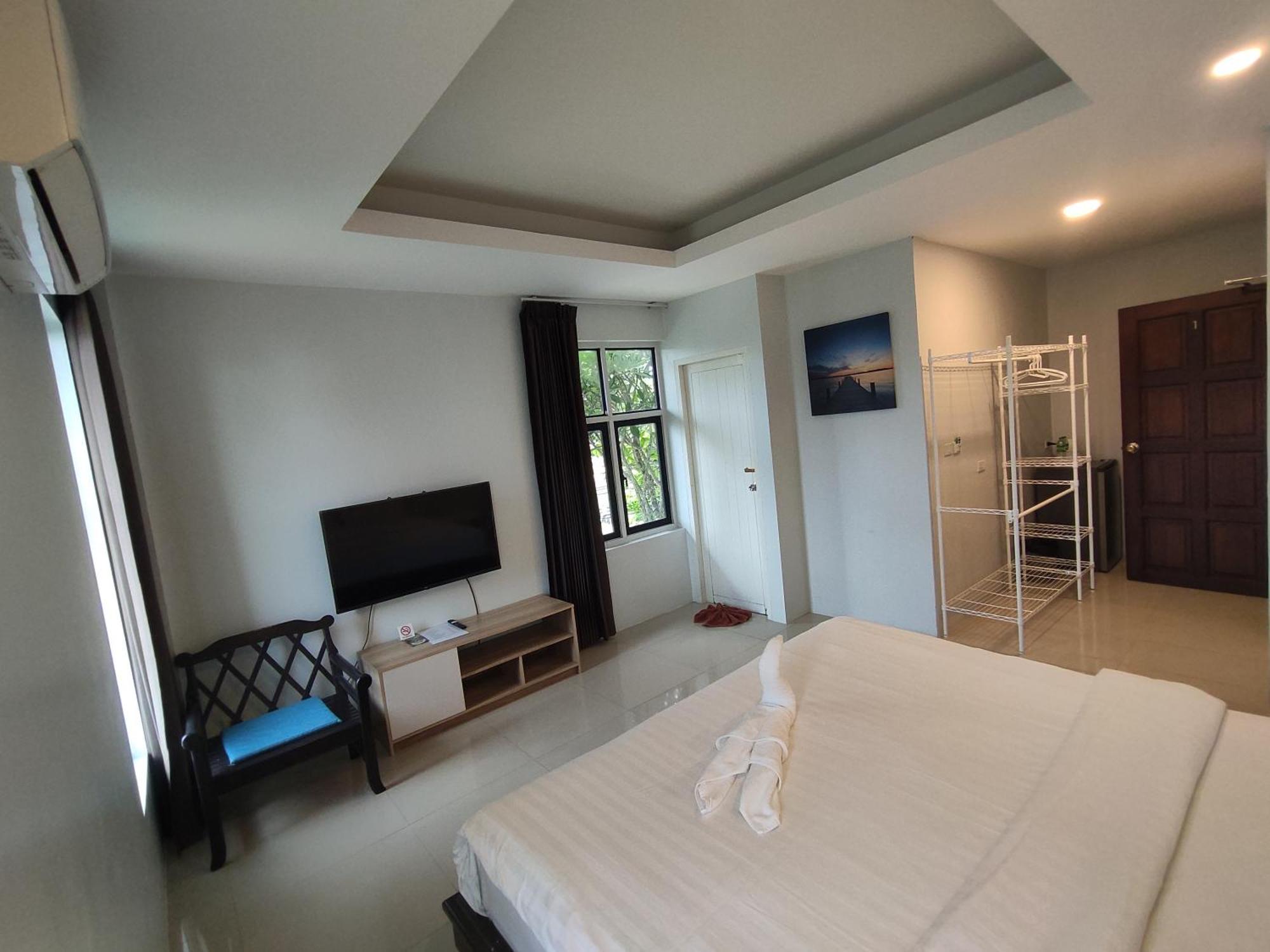 Baan Ampai Beach Hotel Hua Thanon  Екстер'єр фото